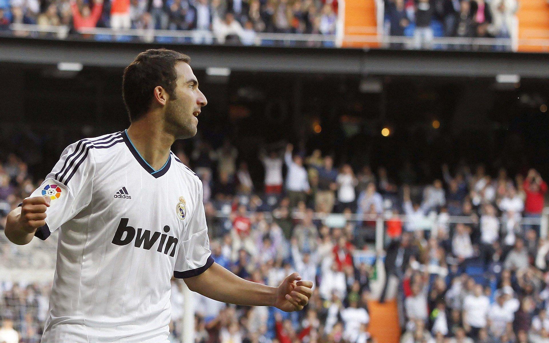 南北区全明星票王揭晓，易建联林书豪领衔首