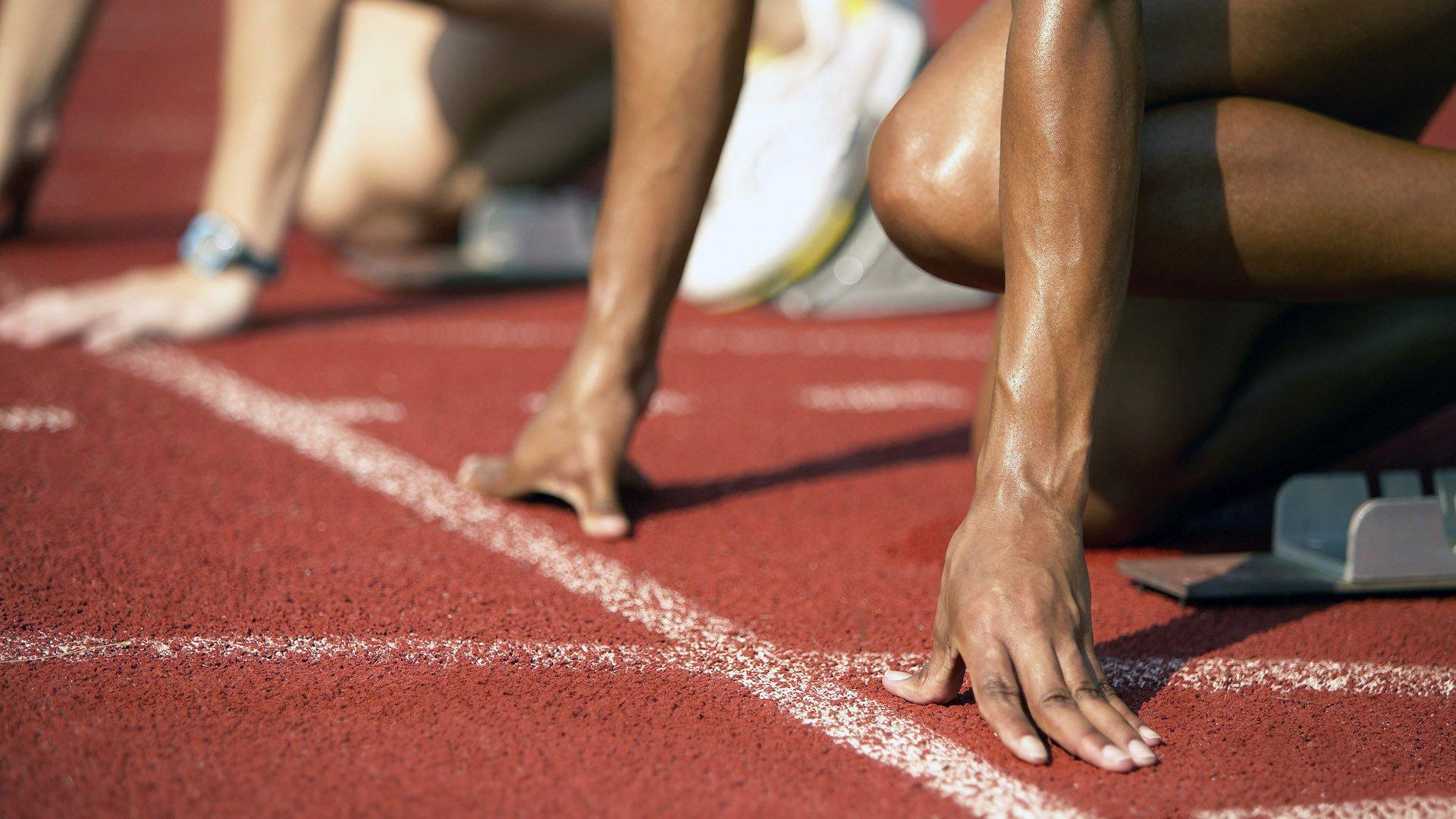 南北区全明星票王揭晓，易建联林书豪领衔首发阵容，新生代力量崛起引关注